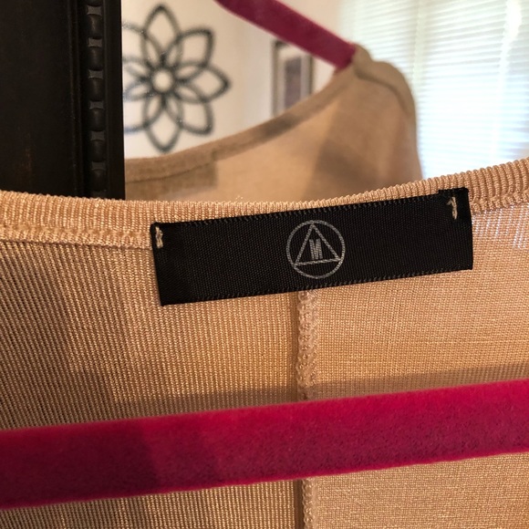 Gold short dress - Picture 2 of 5